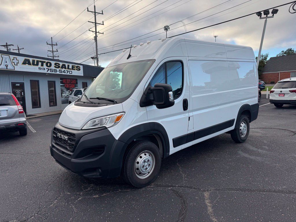 Used 2023 RAM ProMaster 3500 FWD image 2