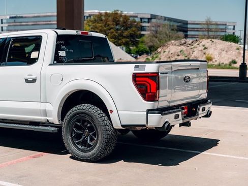 New 2025 Ford F150 Lariat w/ Equipment Group 502A High image 17