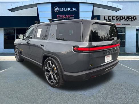 Used 2025 Rivian R1S Premium AWD/4WD image 5