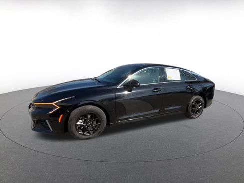 Used 2025 Kia K5 LXS image 8