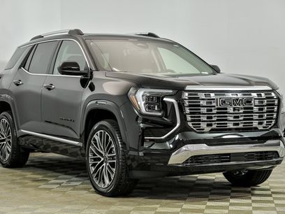 New 2026 GMC Terrain Denali w/ LPO, Black Badging Package