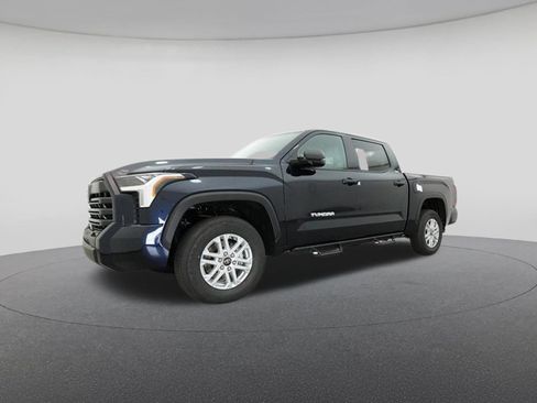 New 2025 Toyota Tundra SR5 image 25