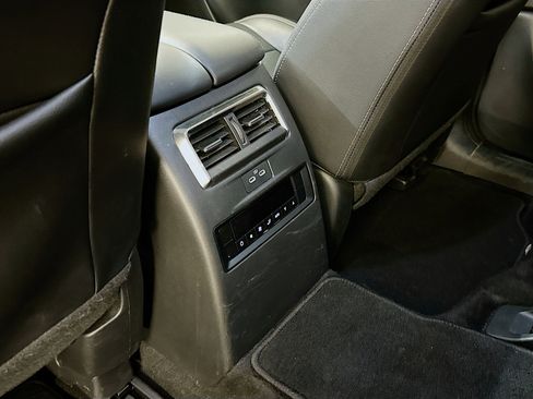 Used 2024 MAZDA CX-90 Plug-In Hybrid w/ Preferred image 29