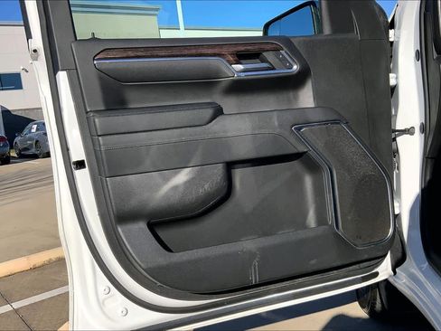 Used 2024 GMC Sierra 1500 SLE image 20