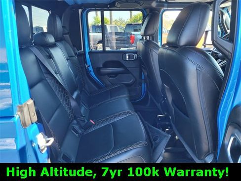 Certified 2022 Jeep Gladiator Overland image 18