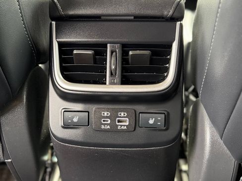 Used 2023 Subaru Outback Limited AWD/4WD image 8