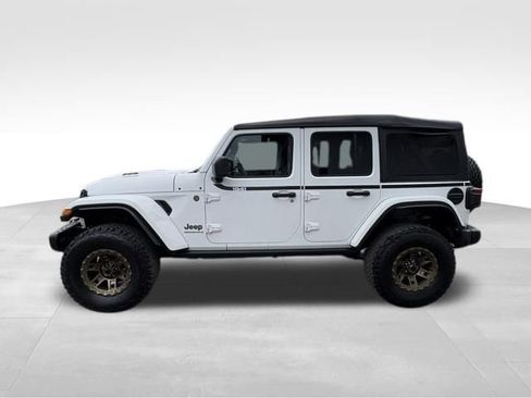 Used 2023 Jeep Wrangler Unlimited Rubicon 392 w/ Xtreme Recon 35" Tire Package AWD/4WD image 12