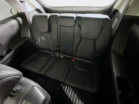 Used 2025 Kia Carnival SX w/ SX Dark Edition Package FWD image 25