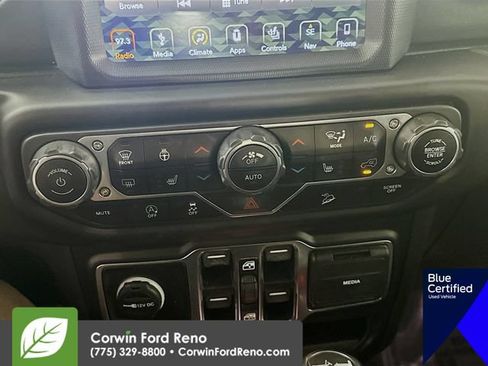 Used 2019 Jeep Wrangler Unlimited Sahara AWD/4WD image 19