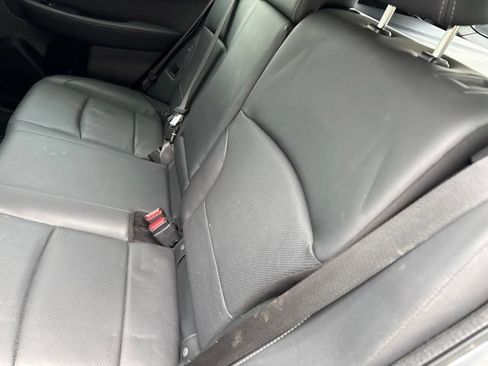 Used 2017 Subaru Outback 2.5i Limited AWD/4WD image 10