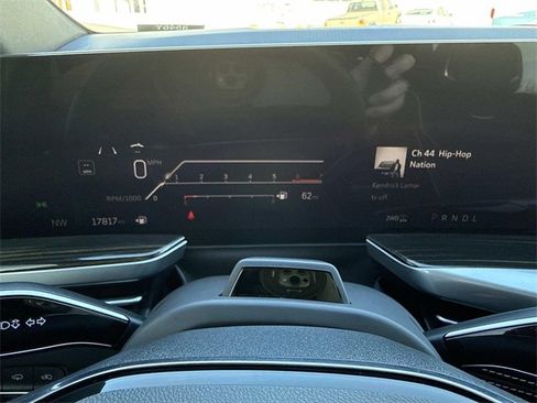 Used 2025 Cadillac Escalade Premium Luxury w/ Touring Package image 29