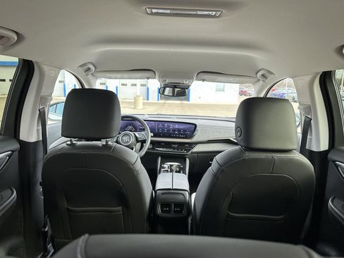 Used 2025 Buick Envision Sport Touring AWD/4WD image 8