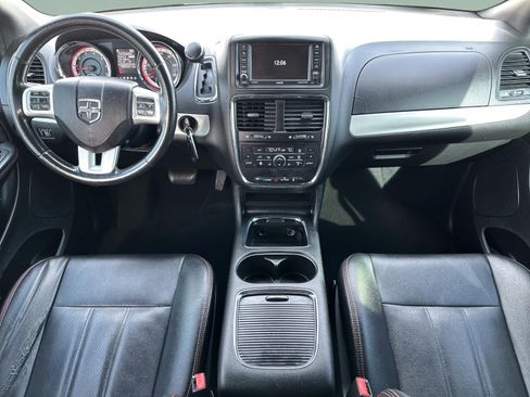 Used 2018 Dodge Grand Caravan GT image 10