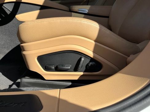 Used 2023 Porsche Panamera Platinum Edition RWD image 27