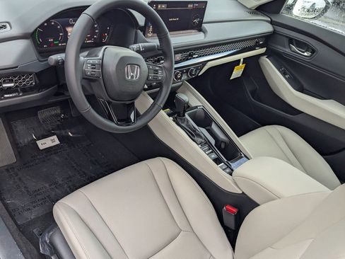 New 2025 Honda Accord EX-L image 15