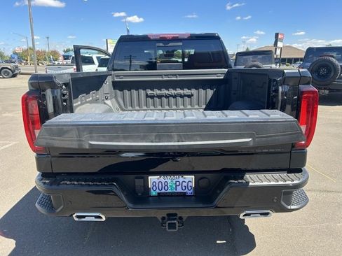 Used 2023 GMC Sierra 1500 Denali w/ Denali Reserve Package image 13