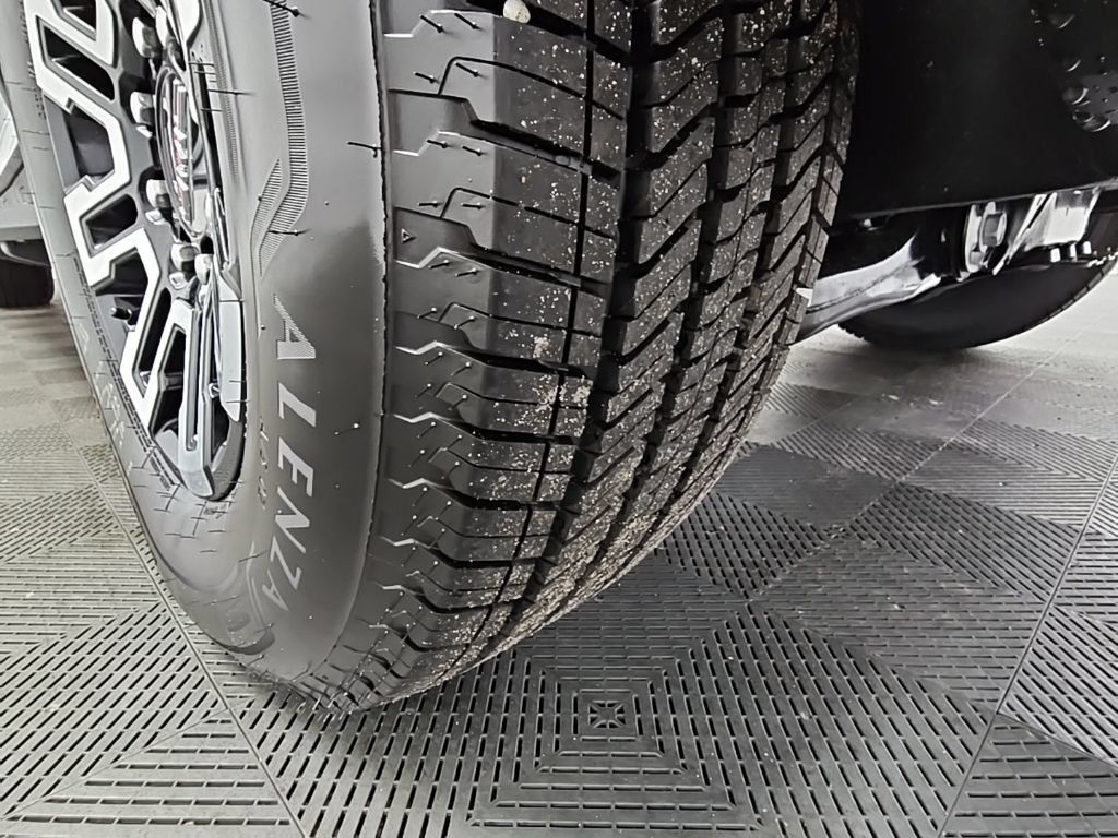 New 2026 GMC Sierra EV Elevation AWD/4WD image 41