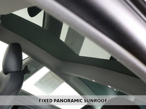 Used 2023 Tesla Model 3 Standard Range RWD image 7