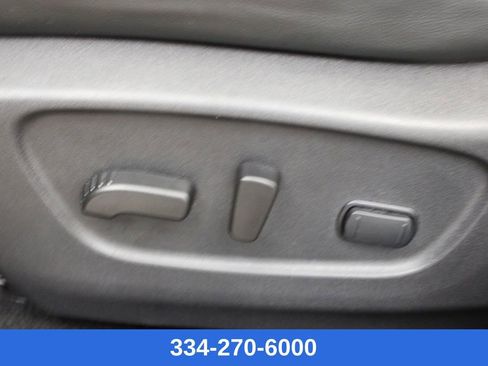 Used 2022 Nissan Rogue Sport SL image 18