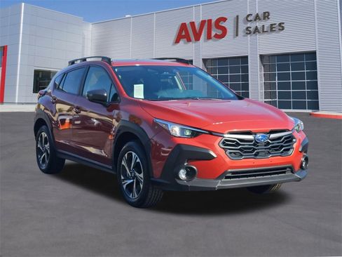 Used 2024 Subaru Crosstrek 2.0i Premium image 3