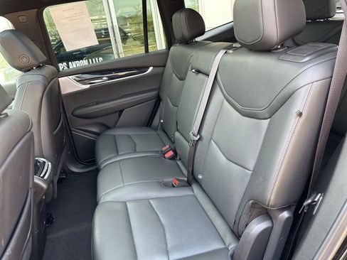 Used 2024 Cadillac XT6 Premium Luxury AWD/4WD image 44