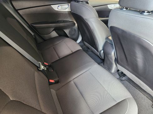 Used 2023 Kia Forte LX image 32