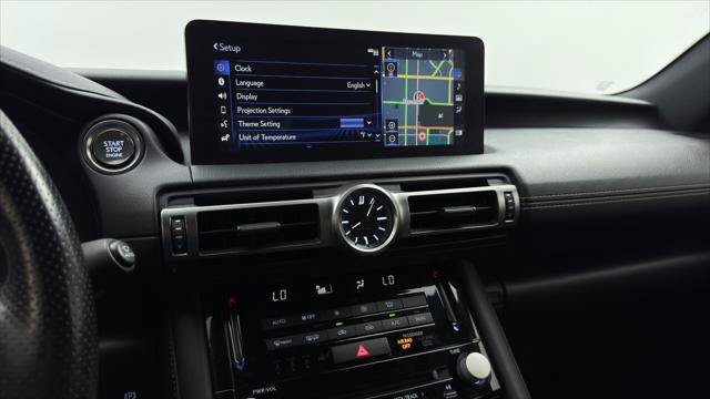 Used 2022 Lexus IS 500 RWD image 33