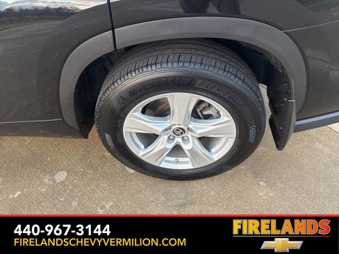 Used 2023 Toyota Highlander L image 47