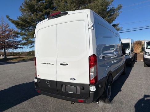 New 2026 Ford Transit 250 148 Medium Roof w/ Load Area Protection Package image 11