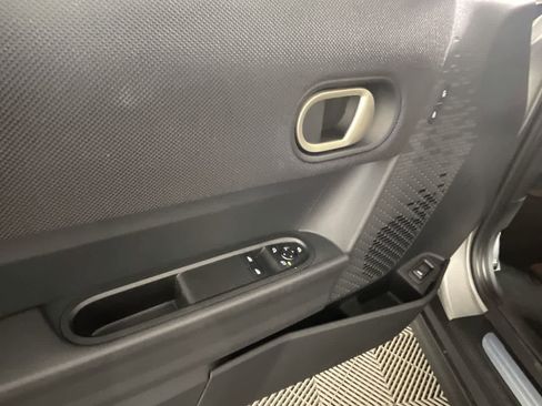 Used 2025 MINI Cooper S image 9