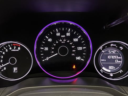 Used 2018 Honda HR-V LX image 16