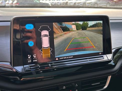 New 2026 Volkswagen Atlas Cross Sport SE image 16