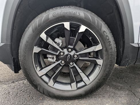 New 2026 Chevrolet Equinox RS w/ Convenience Package III image 17