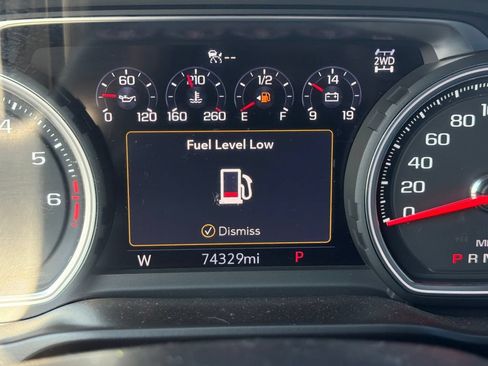 Used 2021 Chevrolet Silverado 1500 High Country w/ Technology Package AWD/4WD image 12