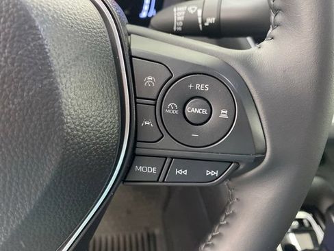 Used 2026 Toyota Corolla SE FWD image 17