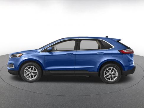 Used 2024 Ford Edge SEL AWD/4WD image 3