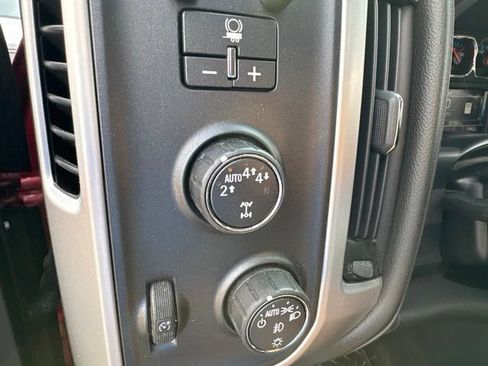 Used 2018 GMC Sierra 1500 SLT w/ SLT Premium Package AWD/4WD image 16