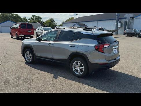 Used 2023 GMC Terrain SLE w/ Driver Convenience Package AWD/4WD image 34