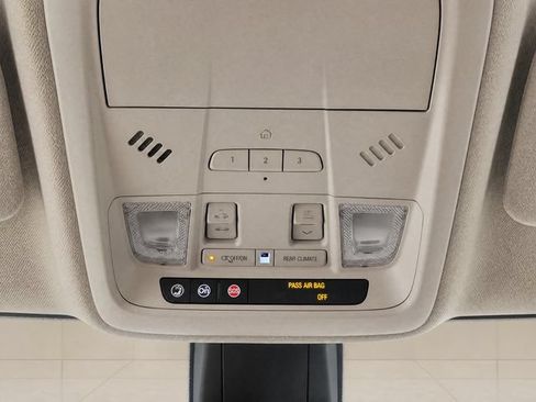 Used 2019 Cadillac XT5 Luxury FWD image 13