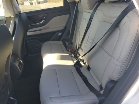 New 2025 Lincoln Corsair Reserve w/ Equipment Group 202A image 29