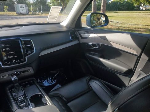 Used 2021 Volvo XC90 T6 Inscription w/ Protection Package Premier image 25