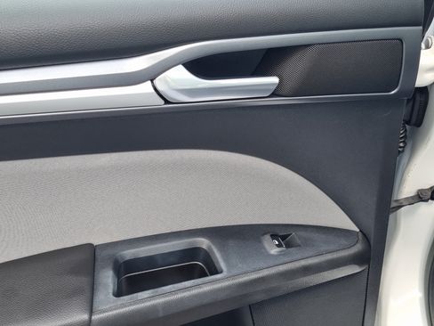 Used 2015 Ford Fusion S FWD image 15
