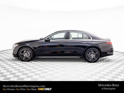 New 2026 Mercedes-Benz E 350 4MATIC Sedan image 2