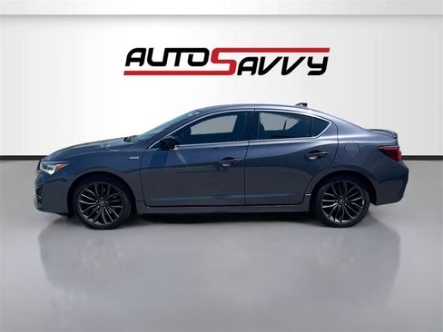 Used 2022 Acura ILX Premium and A-SPEC Packages image 4