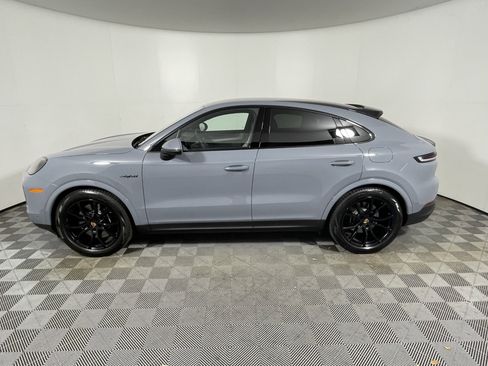 New 2025 Porsche Cayenne S AWD/4WD image 2