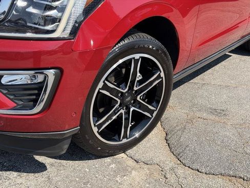 Used 2020 Ford Expedition Limited w/ Special Edition Package RWD image 5