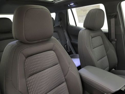 New 2026 Chevrolet Equinox LT w/ LPO, Floor Liner Package FWD image 35
