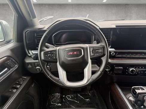 Used 2024 GMC Sierra 1500 SLT AWD/4WD image 22