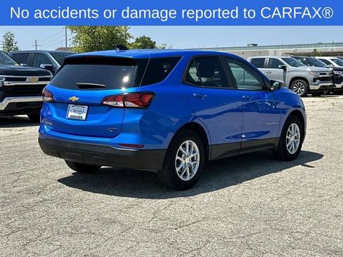 Certified 2024 Chevrolet Equinox LS w/ LS Convenience Package FWD image 7