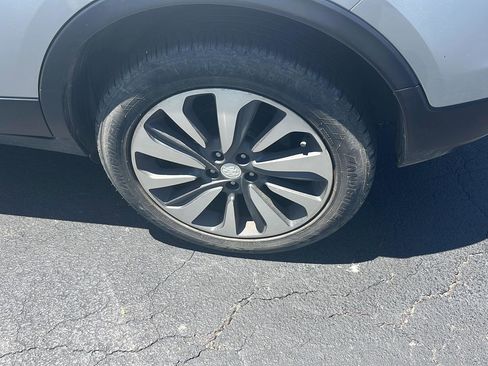 Used 2017 Buick Encore Essence FWD image 33